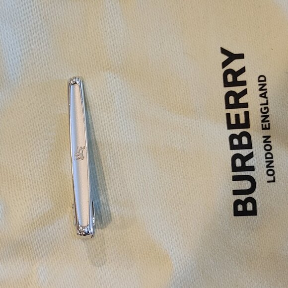 Burberry Tie Clip, metal, silver-tone, comes with baggie as pictured. - Picture 14 of 16